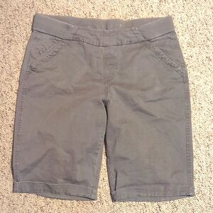 Jag Jeans Gray Shorts size 12/31
